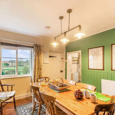 3 Bed In York 57964 Feriehus