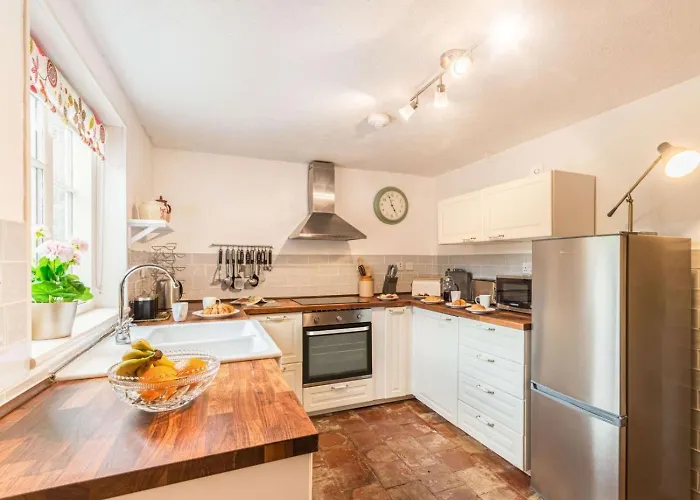 3 Bed In York Oc-57964 Holiday home Stillingfleet