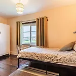 3 Bed In York Oc-57964 *