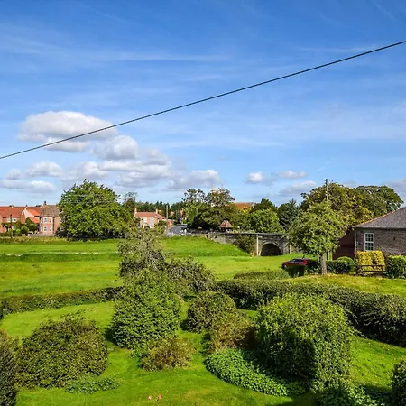 3 Bed In York 57964 Stillingfleet