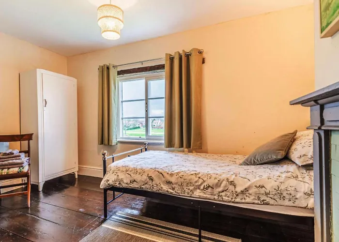 3 Bed In York Oc-57964 *